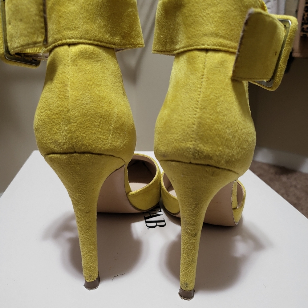 Shoes, heels